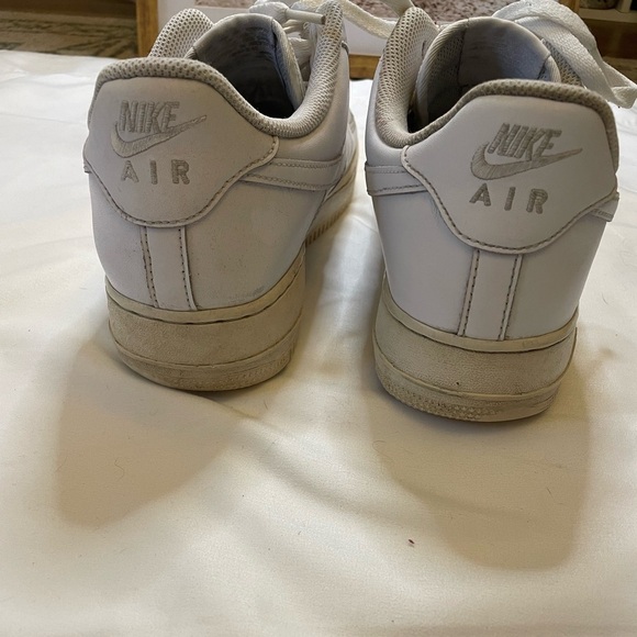 Men’s Nike size 11 Air Force one shoes - Picture 4 of 11